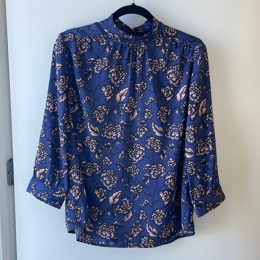 Banana republic work blouse